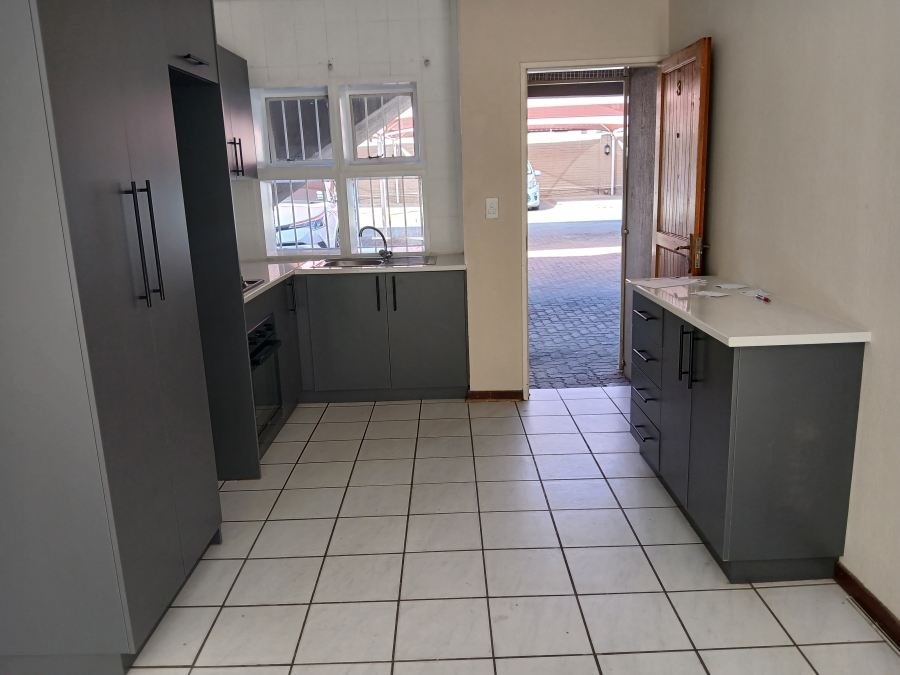 2 Bedroom Property for Sale in New Redruth Gauteng
