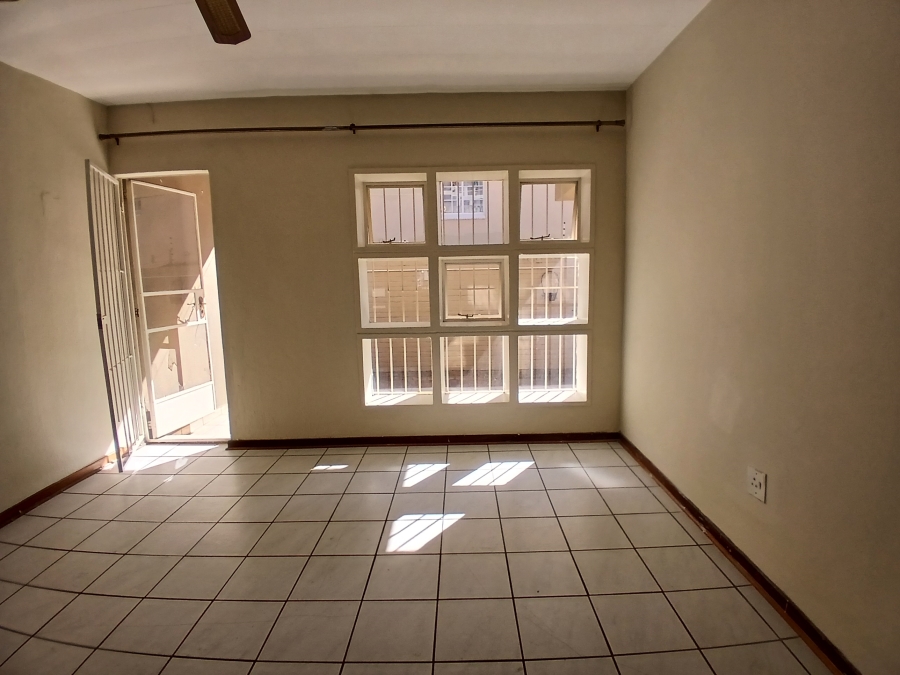 2 Bedroom Property for Sale in New Redruth Gauteng