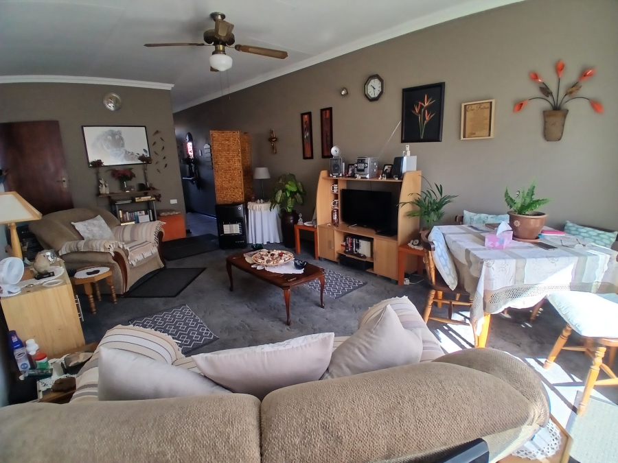 2 Bedroom Property for Sale in New Redruth Gauteng