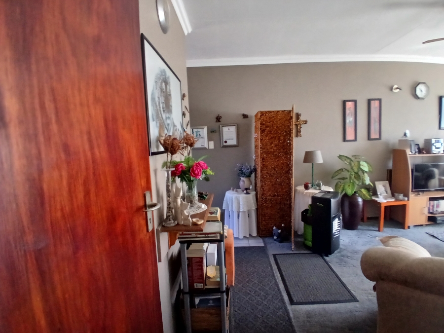 2 Bedroom Property for Sale in New Redruth Gauteng