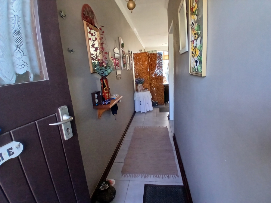 2 Bedroom Property for Sale in New Redruth Gauteng
