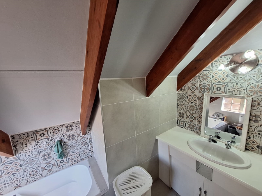 3 Bedroom Property for Sale in Eldoraigne Gauteng