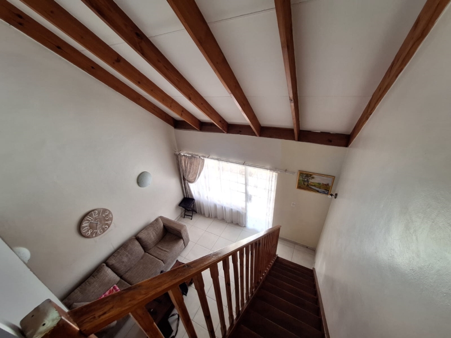3 Bedroom Property for Sale in Eldoraigne Gauteng