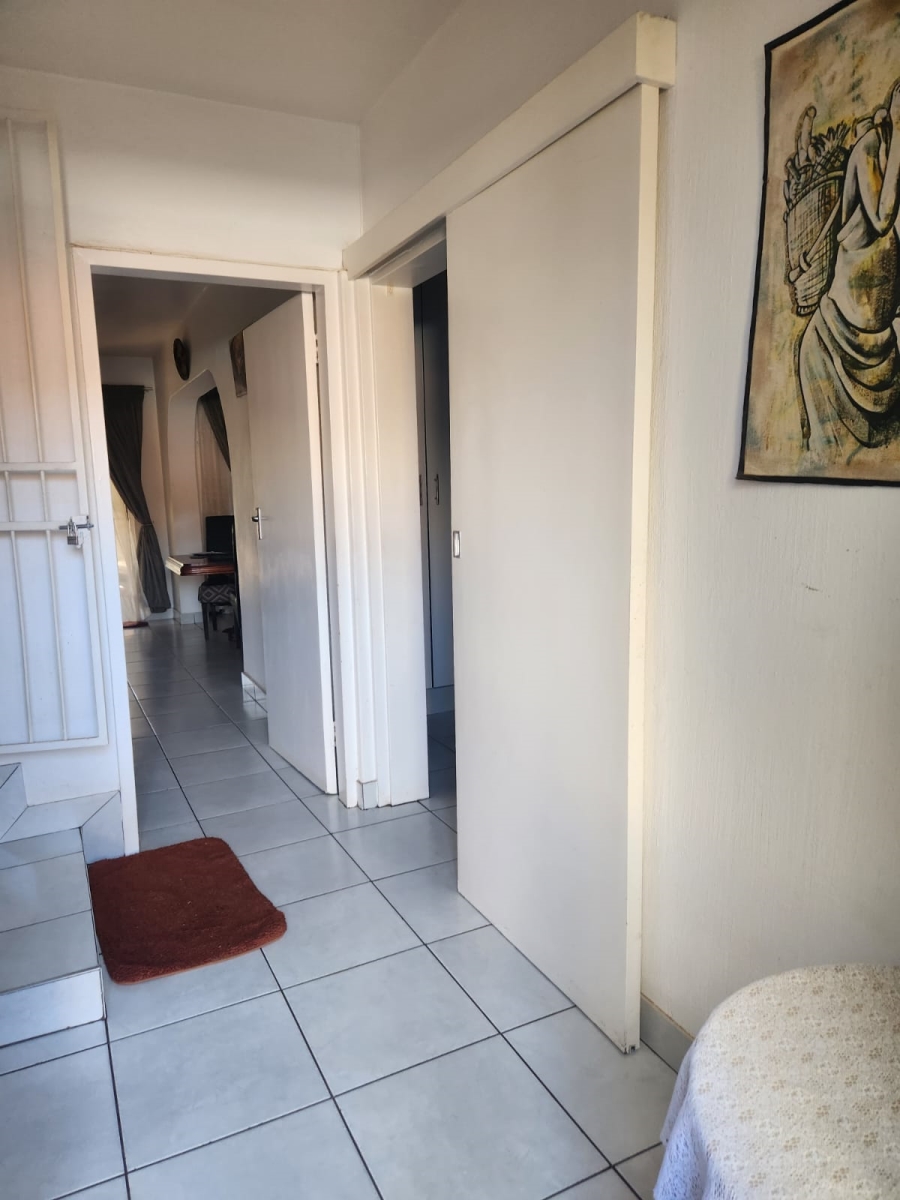 3 Bedroom Property for Sale in Constantia Park Gauteng