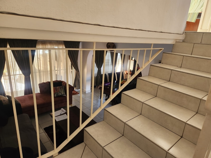 3 Bedroom Property for Sale in Constantia Park Gauteng
