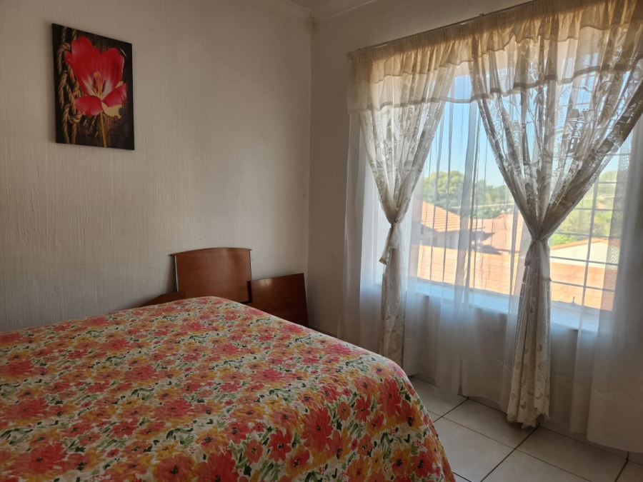 3 Bedroom Property for Sale in Constantia Park Gauteng