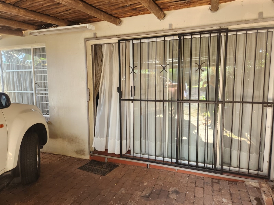 3 Bedroom Property for Sale in Constantia Park Gauteng