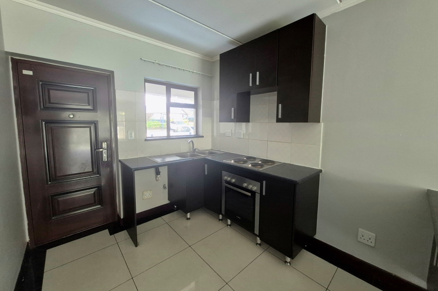 2 Bedroom Property for Sale in Noordwyk Gauteng
