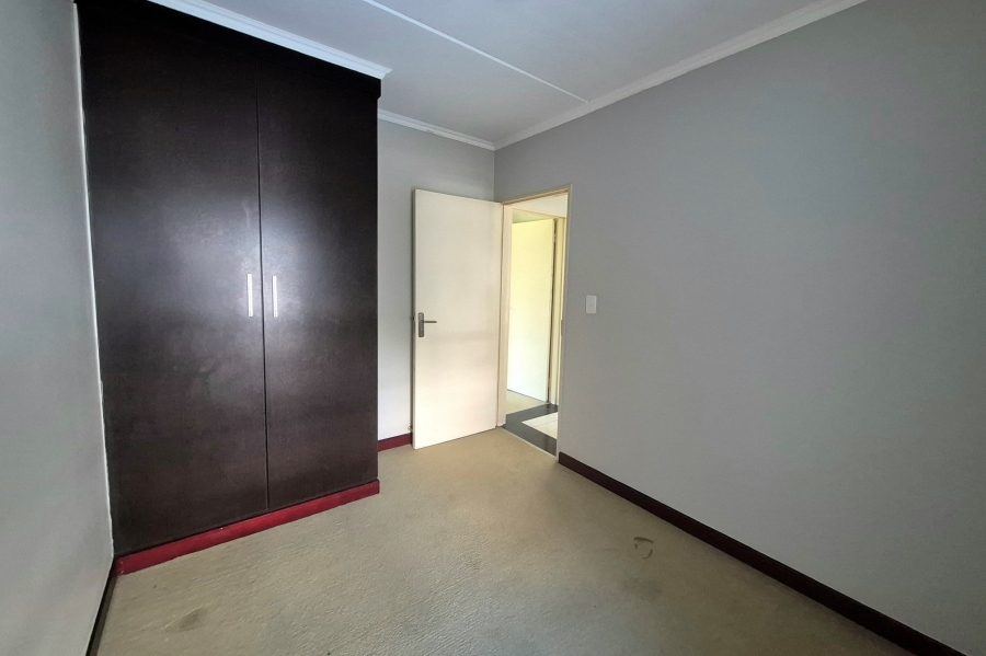 2 Bedroom Property for Sale in Noordwyk Gauteng