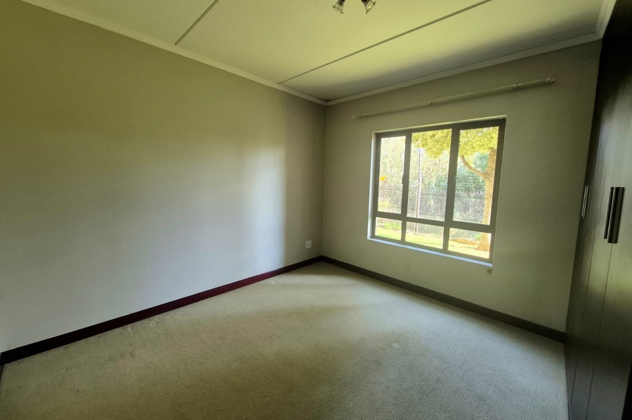 2 Bedroom Property for Sale in Noordwyk Gauteng