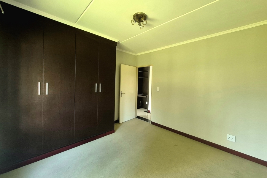 2 Bedroom Property for Sale in Noordwyk Gauteng