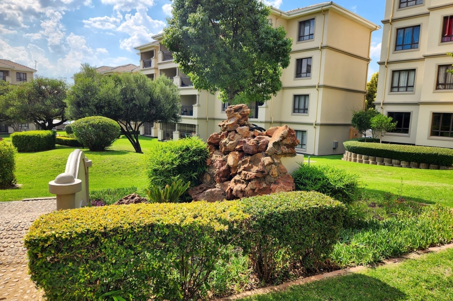 2 Bedroom Property for Sale in Noordwyk Gauteng