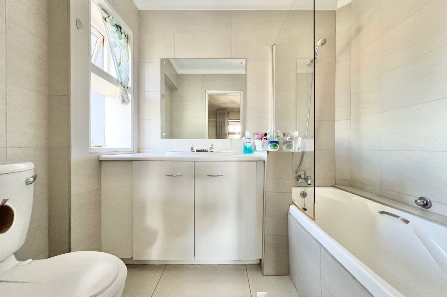 2 Bedroom Property for Sale in Morningside Gauteng