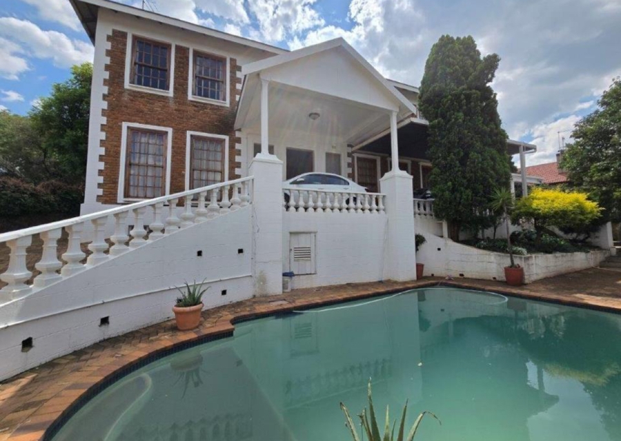 4 Bedroom Property for Sale in Glenvista Gauteng