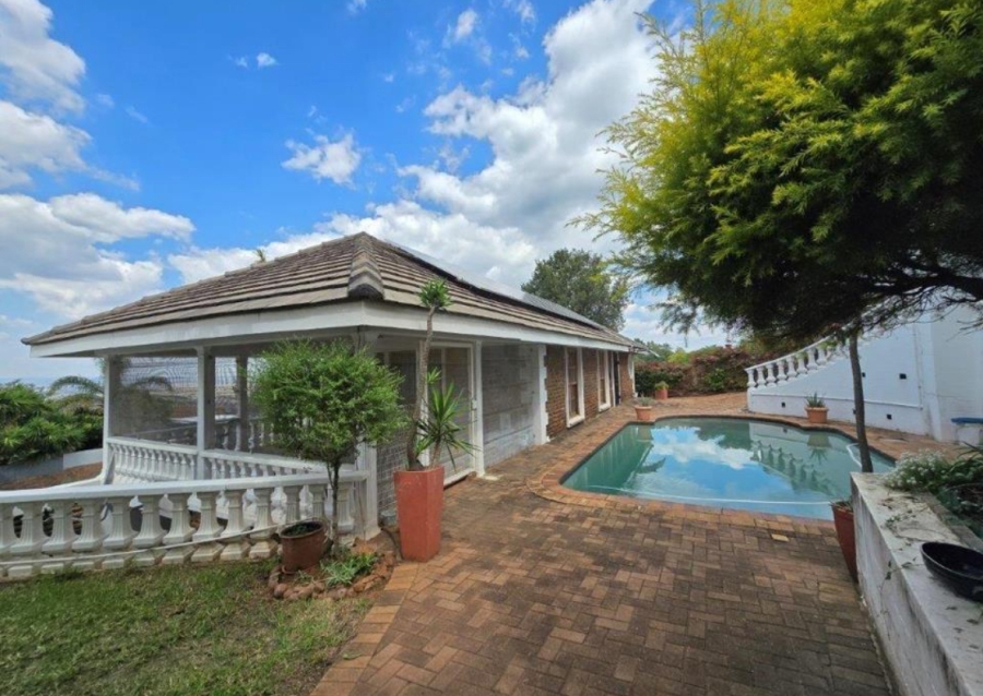 4 Bedroom Property for Sale in Glenvista Gauteng