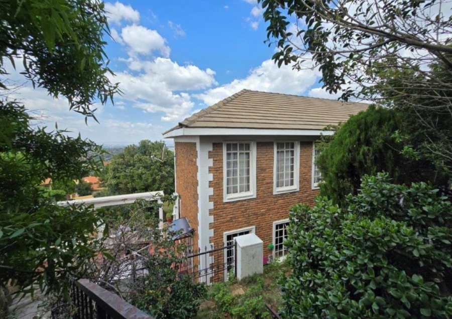 4 Bedroom Property for Sale in Glenvista Gauteng