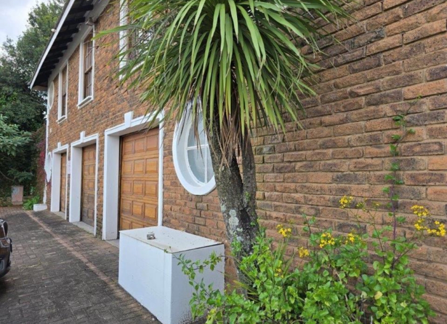 4 Bedroom Property for Sale in Glenvista Gauteng
