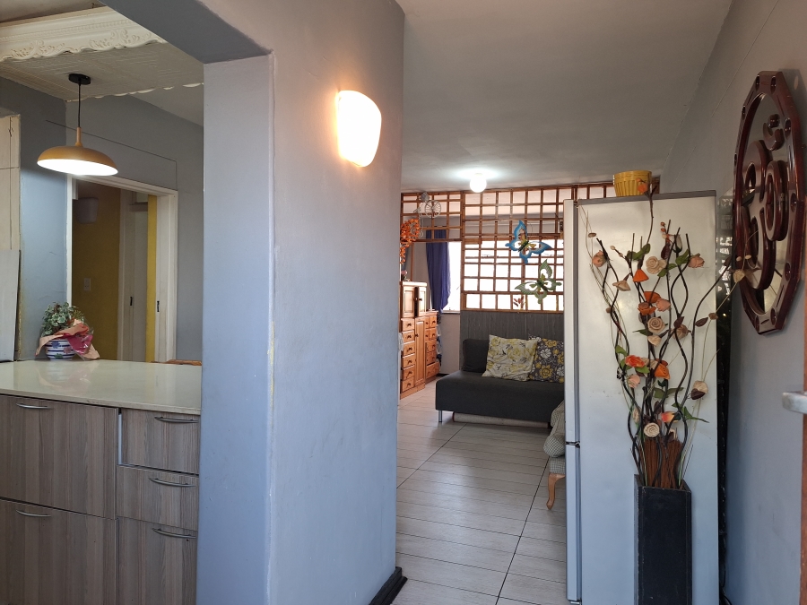 1 Bedroom Property for Sale in Paarlshoop Gauteng