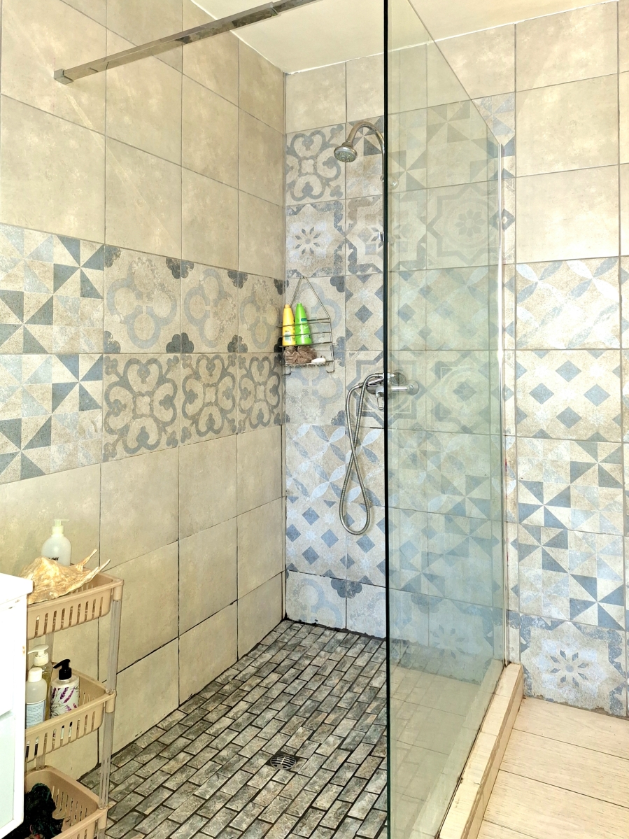 1 Bedroom Property for Sale in Paarlshoop Gauteng