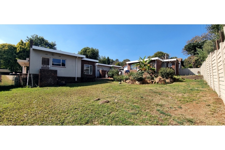 3 Bedroom Property for Sale in Mulbarton Gauteng