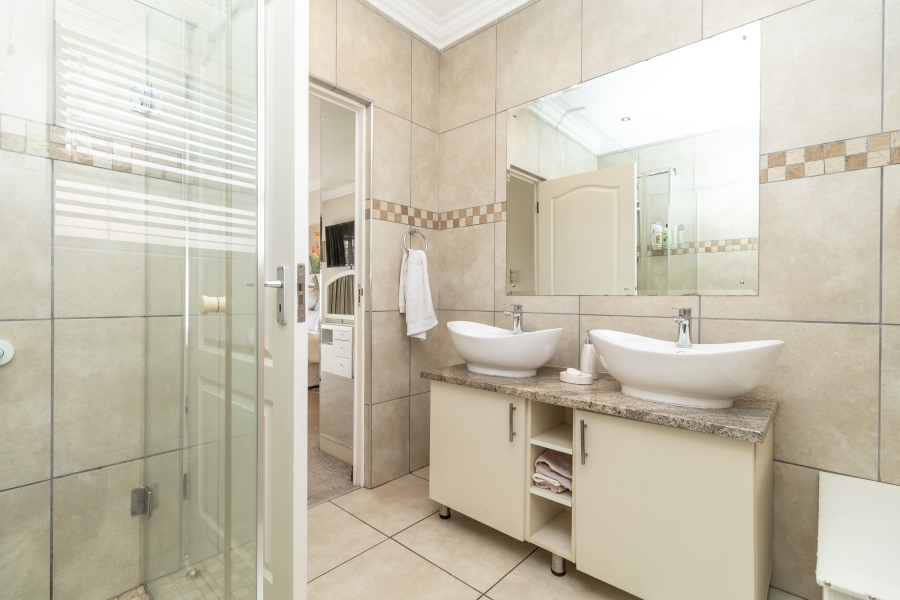 3 Bedroom Property for Sale in Douglasdale Gauteng