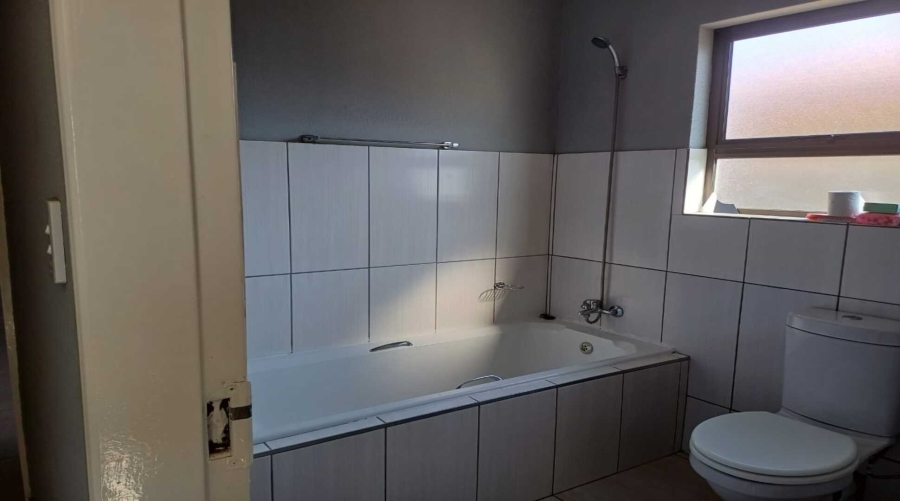 2 Bedroom Property for Sale in Reigerpark Gauteng