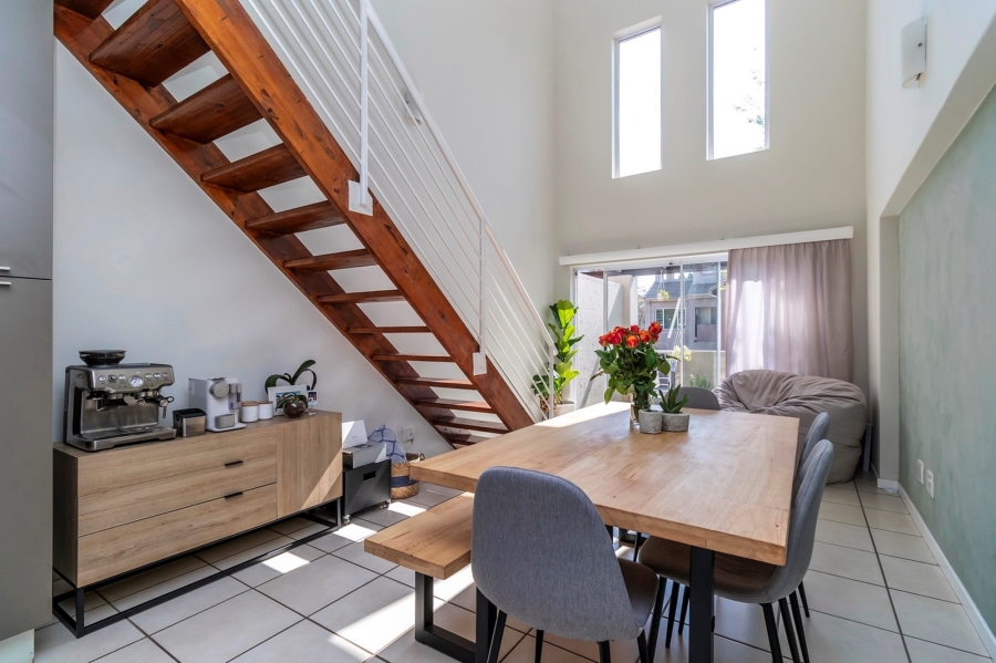 To Let 2 Bedroom Property for Rent in Bryanston Gauteng