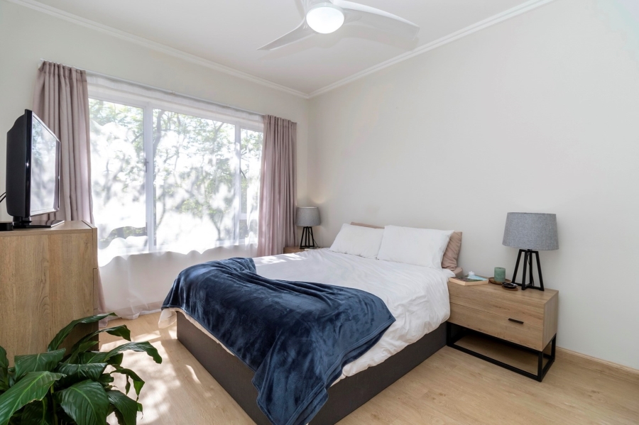 To Let 2 Bedroom Property for Rent in Bryanston Gauteng