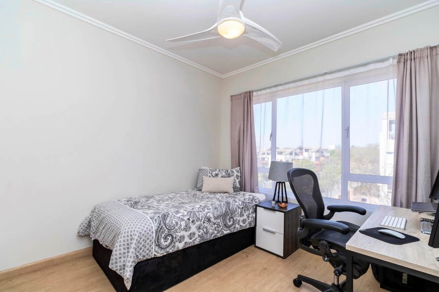 To Let 2 Bedroom Property for Rent in Bryanston Gauteng