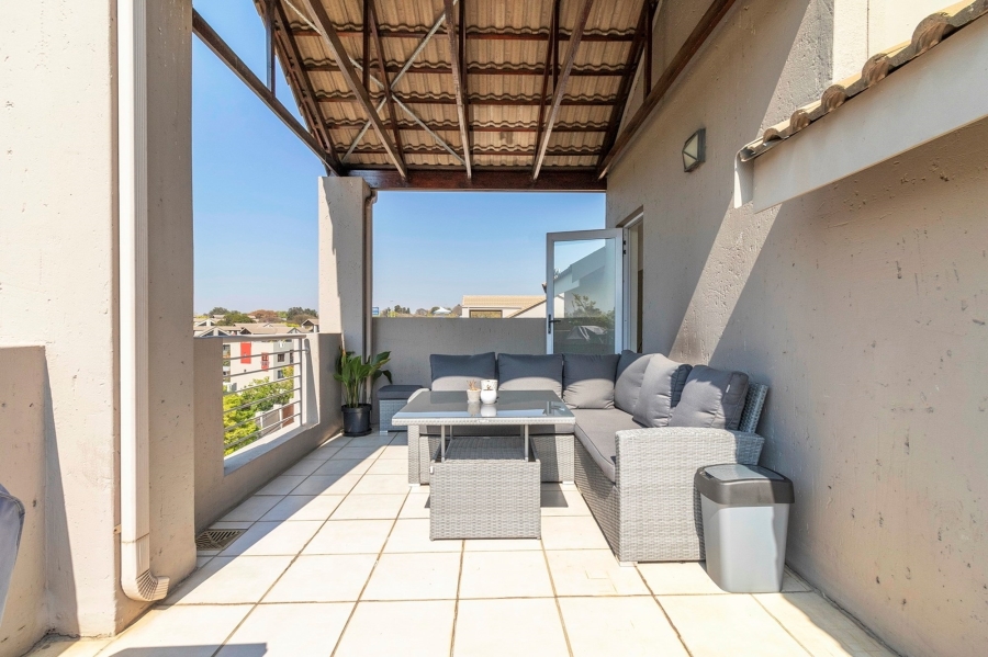 To Let 2 Bedroom Property for Rent in Bryanston Gauteng