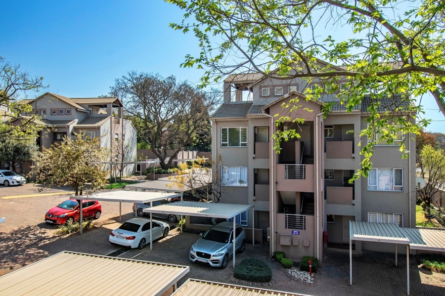 To Let 2 Bedroom Property for Rent in Bryanston Gauteng