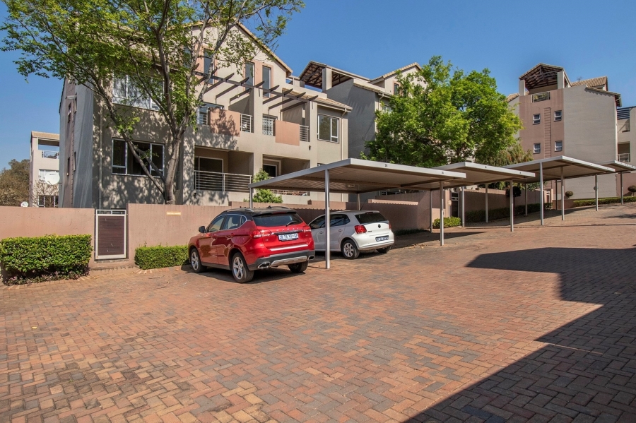 To Let 2 Bedroom Property for Rent in Bryanston Gauteng