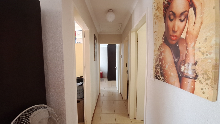 3 Bedroom Property for Sale in Olievenhoutbosch Gauteng
