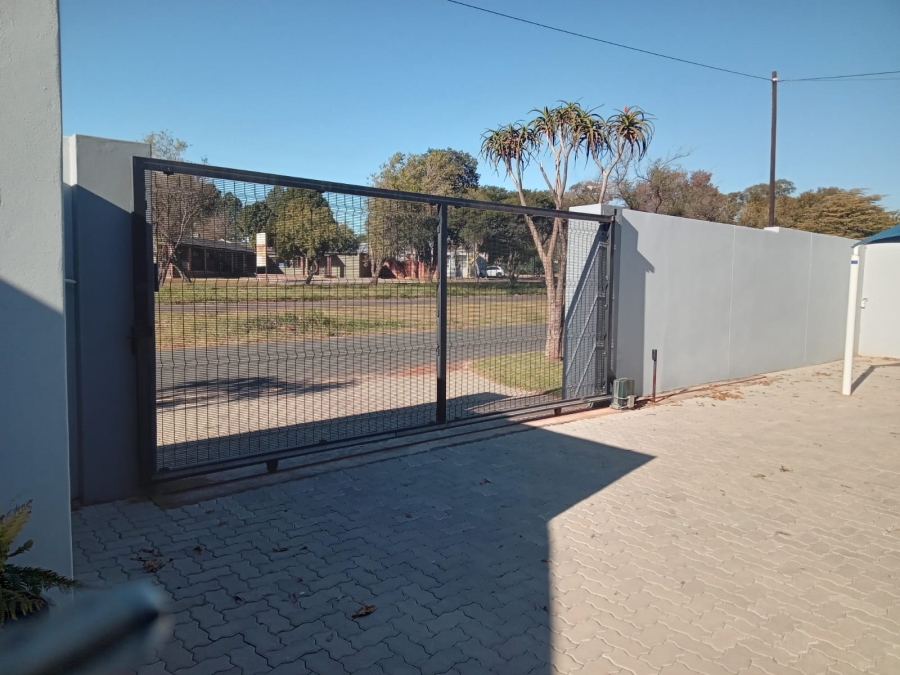 To Let commercial Property for Rent in Monument Gauteng