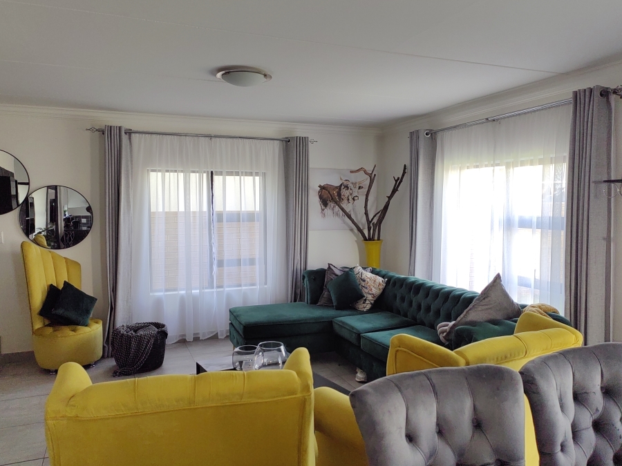3 Bedroom Property for Sale in Thatchfield Ridge Gauteng