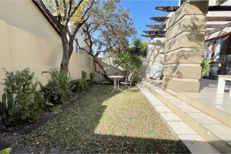 2 Bedroom Property for Sale in Fourways Gauteng