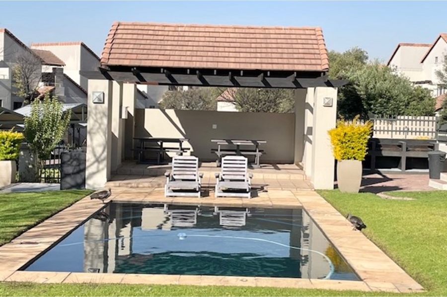 2 Bedroom Property for Sale in Fourways Gauteng