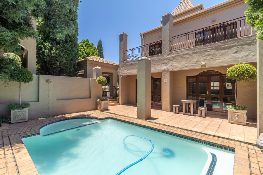 1 Bedroom Property for Sale in Lonehill Gauteng