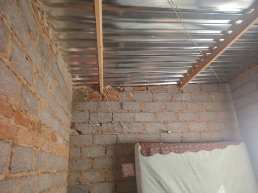 2 Bedroom Property for Sale in Tsakane Gauteng