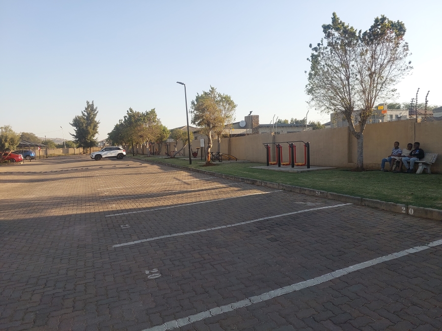 2 Bedroom Property for Sale in The Orchards Gauteng
