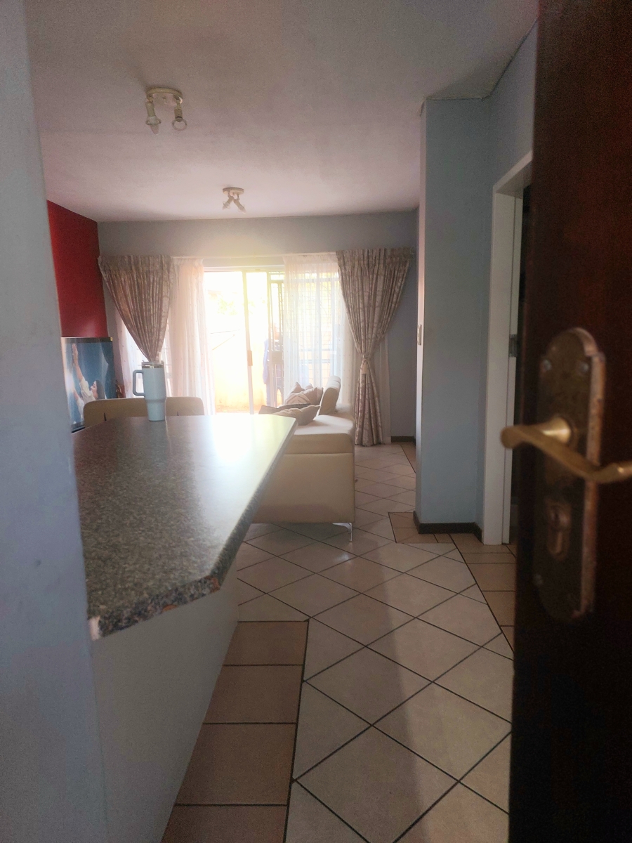 2 Bedroom Property for Sale in The Orchards Gauteng