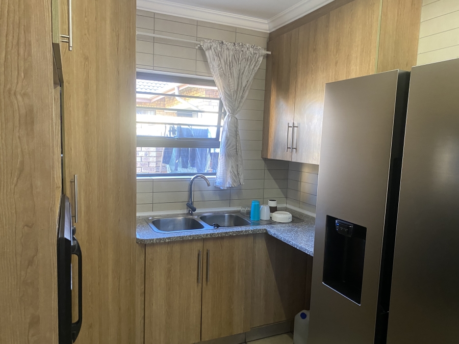 To Let 3 Bedroom Property for Rent in Willow Park Manor Gauteng