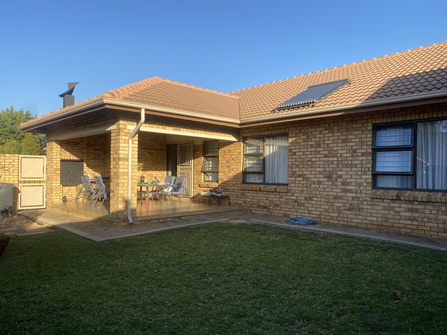 To Let 3 Bedroom Property for Rent in Willow Park Manor Gauteng