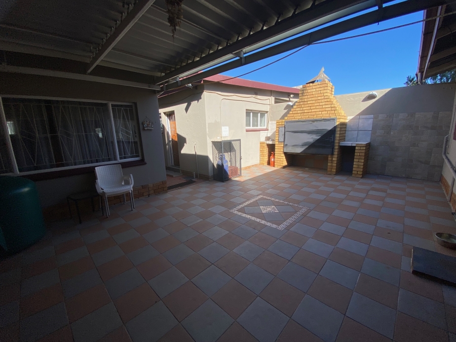 4 Bedroom Property for Sale in Booysens Gauteng
