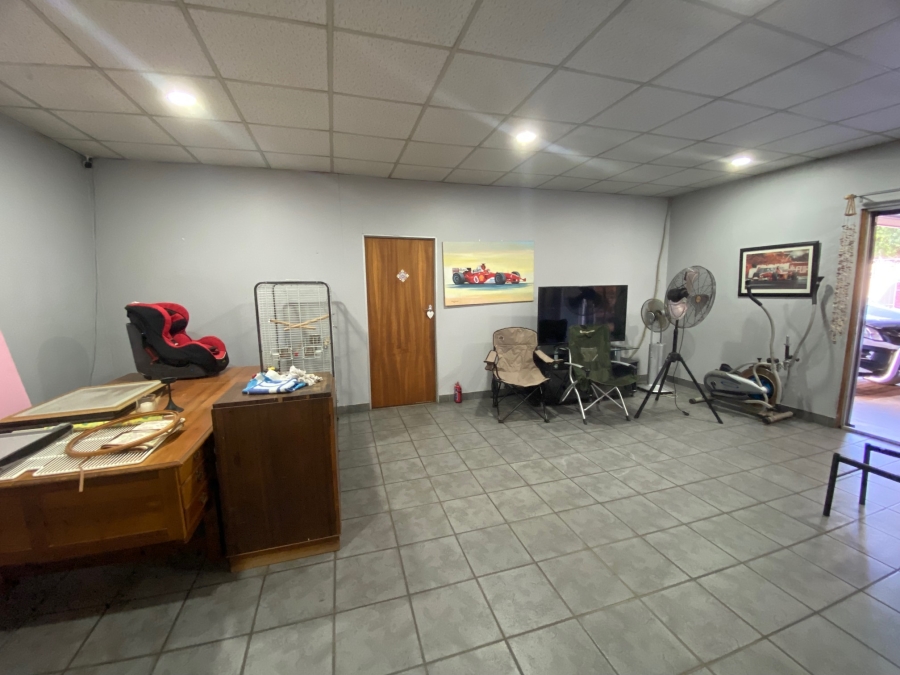 4 Bedroom Property for Sale in Booysens Gauteng