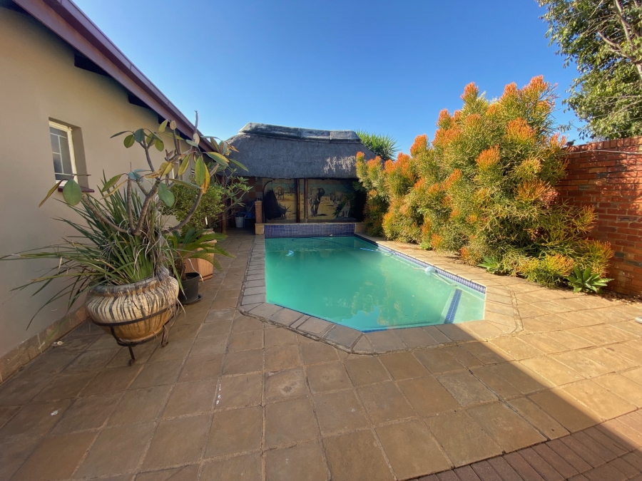 4 Bedroom Property for Sale in Booysens Gauteng