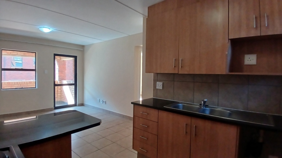 2 Bedroom Property for Sale in Olifantsvlei Gauteng