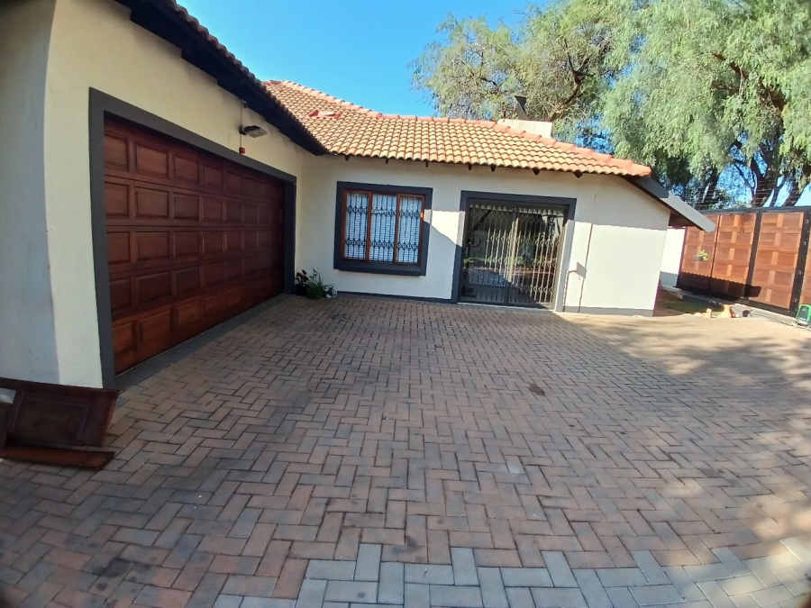 3 Bedroom Property for Sale in Heatherview Gauteng