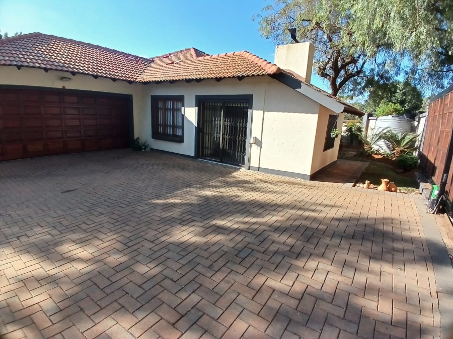 3 Bedroom Property for Sale in Heatherview Gauteng