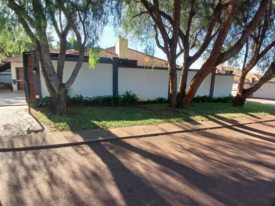 3 Bedroom Property for Sale in Heatherview Gauteng